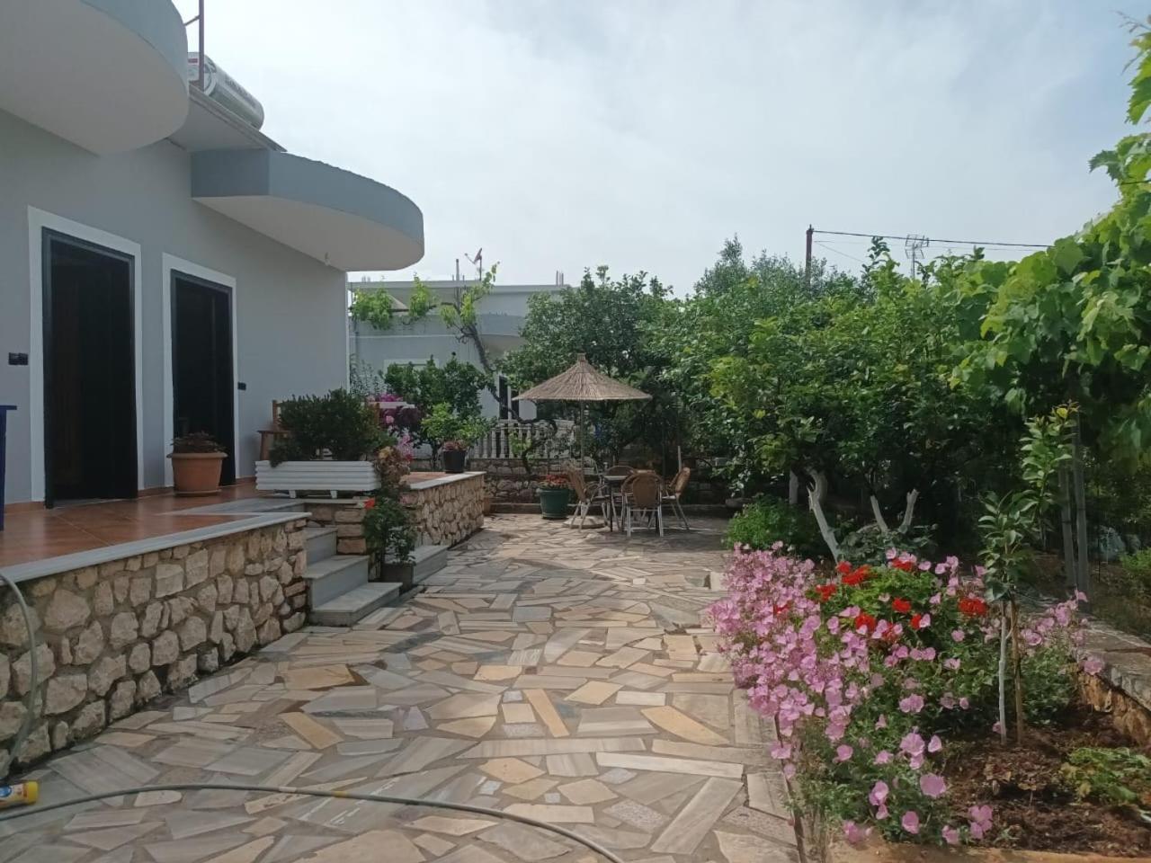 Vila Rexhaj 사밀 외부 사진